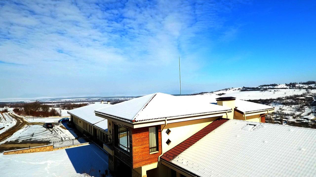 Hotel Chateau Des Bergers Targoviste Kültér fotó