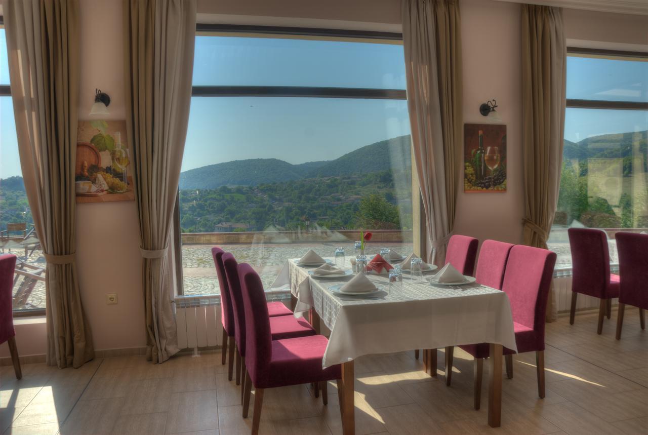 Hotel Chateau Des Bergers Targoviste Kültér fotó
